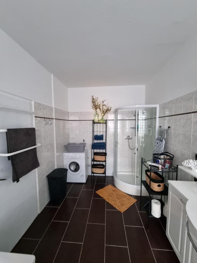 Gigi'S Ferienwohnung Nr. 1 Oschersleben Buitenkant foto